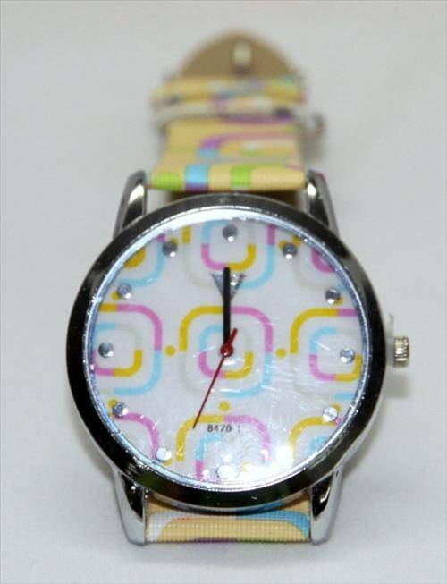 Unisex fashion watch