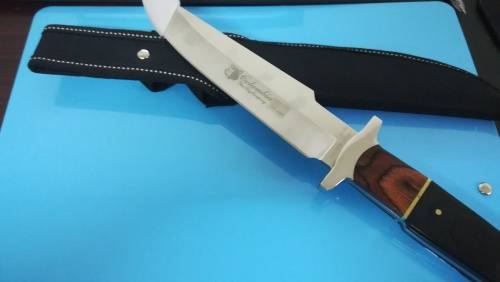 Columbia USA G01 Hunting Knife Wood handle Fixed Blade Survival