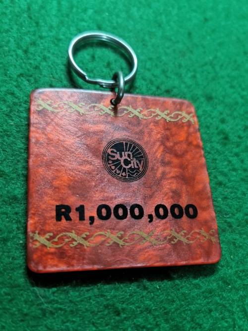 Retro Key Holder Sun City