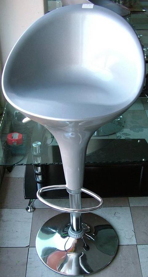 BREAKFAST / BAR STOOL ****NEW***