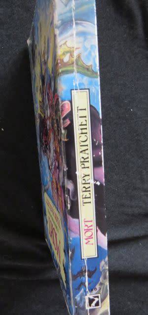 Mort (A Discworld Novel) by Terry Pratchett