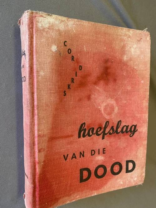 Hoefslae van die dood. Cor Dirks