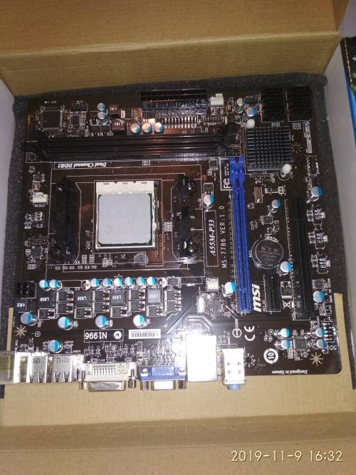 AMD A55M-P33 with CPU