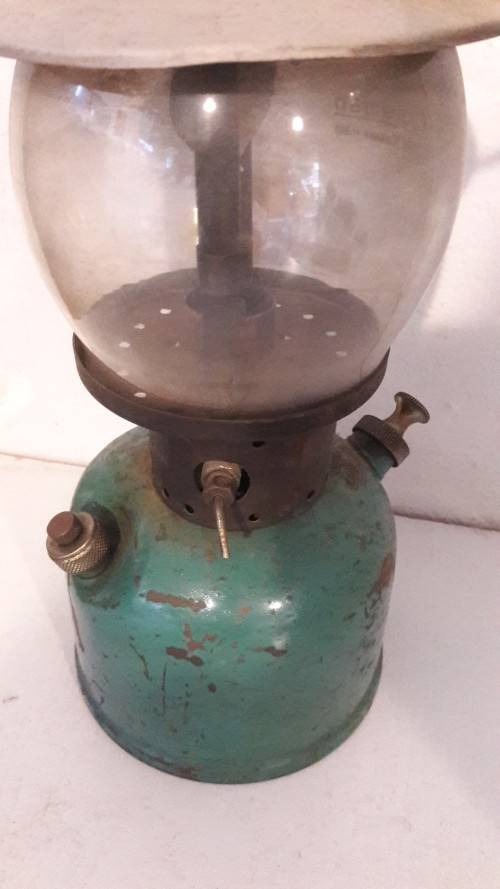 Coleman Kerosene Lamp TK/66 241A