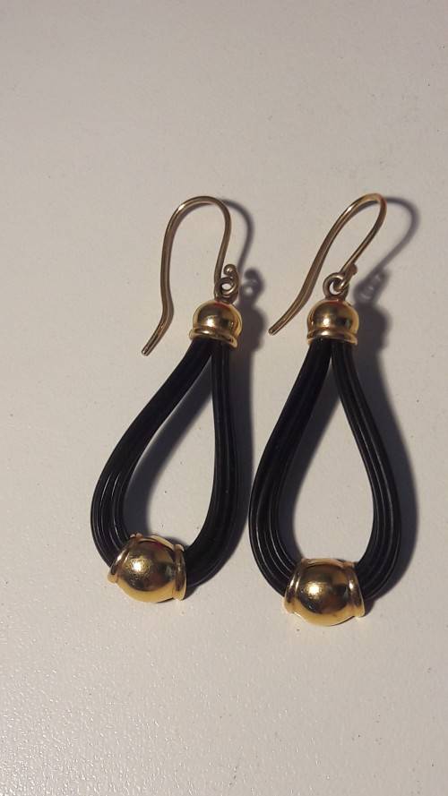 Gold 9ct Elephant Hair Earnings