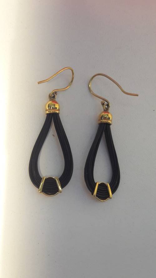 Gold 9ct Elephant Hair Earnings