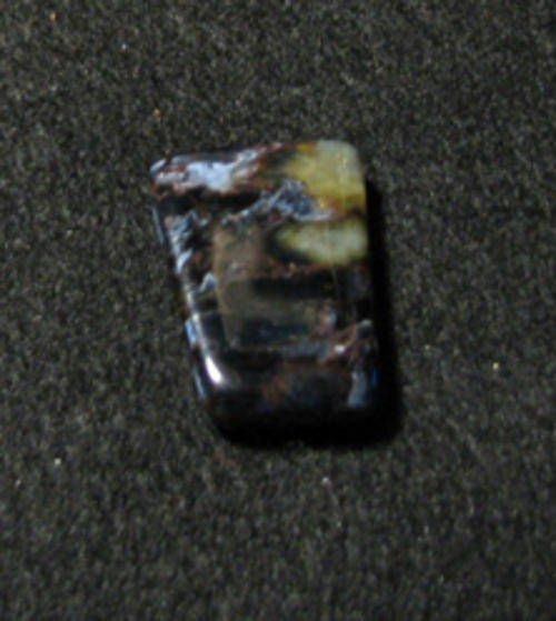 PIETERSITE CARBOCHON
