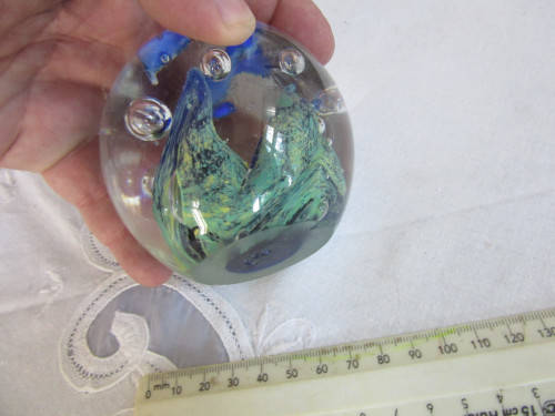 ART GLASS PAPERWEIGHT LARGE