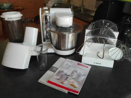Bosch Kitchen Machine in excellent condition
