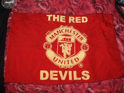 Manchester United flag, 44 x 66cm