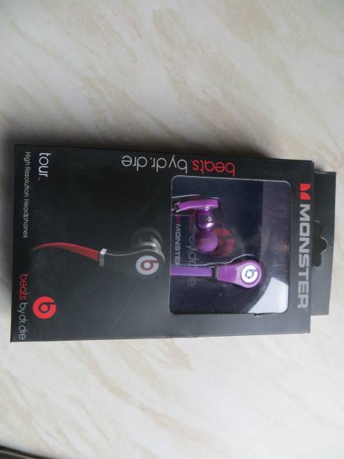 beats by dr.dre High Resolution in-ear headphones tour(Monster)