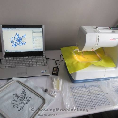 BERNINA DECO 330 EMBROIDERY MACHINE + FREE CARD KIT
