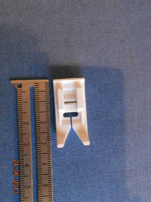 SNAP ON TEFLON PRESSER FOOT  FOR SEWING MACHINE
