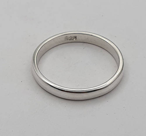 D Band in silver