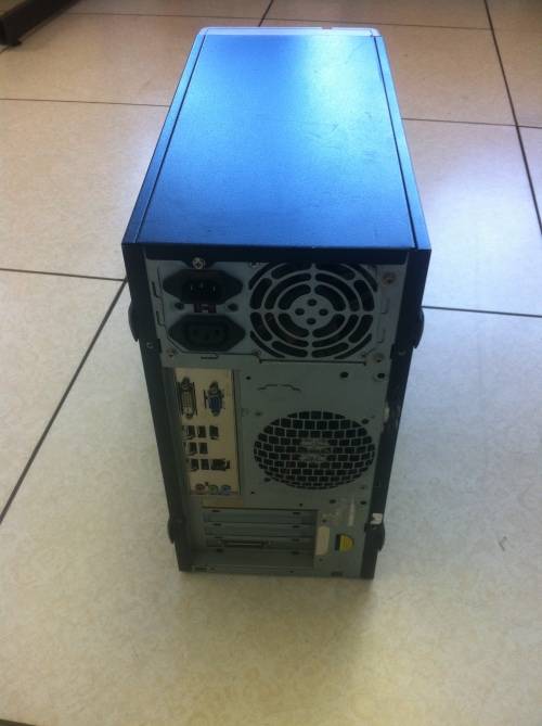 Core 2 Quad PC 2GB 160GB + 19"  LED Samsung Monitor