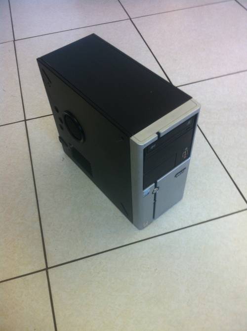 Core 2 Quad PC 2GB 160GB + 19"  LED Samsung Monitor