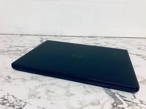 Late Entry *Excellent* Dell Inspiron 15 5100 - 15.6 FHD` - Core i5 7200U - 8GB DDR4 RAM - 1 TB HDD
