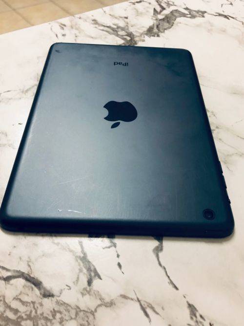 Apple iPad Mini Wi-Fi Only 7.9 inch 16GB Model A1432