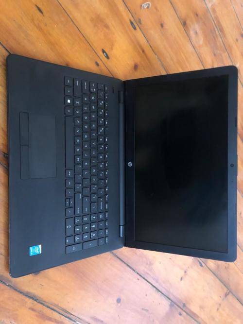 HP 250 G6 15.6` Core i3-5005u 8GB RAM 500GB HDD Win 10 Pro Full HD 1080P Dispay