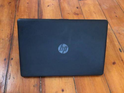 HP 250 G6 15.6` Core i3-5005u 8GB RAM 500GB HDD Win 10 Pro Full HD 1080P Dispay
