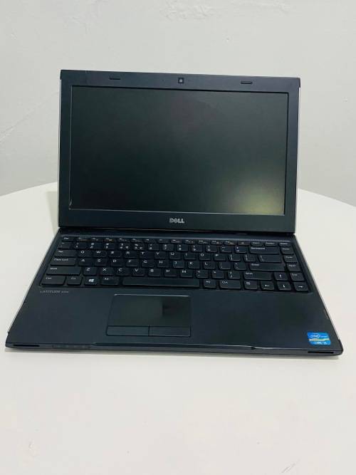 Dell Latitude 3330 - intel core i5 - 500GB HDD - 4GB RAM - HD Display **PLEASE READ**