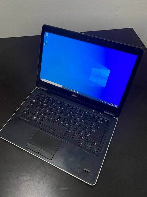 Dell Latitude E7440 Core i5 Laptop - 256GB SSD - 8GB RAM - 14` Full HD Display - SIM Tray