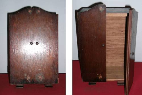 VINTAGE MINIATURE WARDROBE - APPRENTICE SCALED MODEL30x17x10cm - PLEASE READ DESC