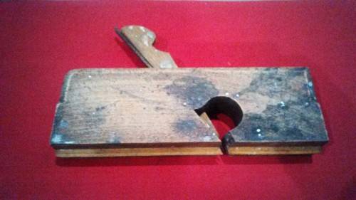 5 WOODEN VINTAGE HAND PLANES - 1 RERPAIRED AS REFLECTED  ||Ref desc. & view pictures