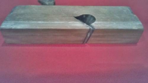 5 WOODEN VINTAGE HAND PLANES - 1 RERPAIRED AS REFLECTED  ||Ref desc. & view pictures
