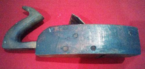 5 WOODEN VINTAGE HAND PLANES - 1 RERPAIRED AS REFLECTED  ||Ref desc. & view pictures