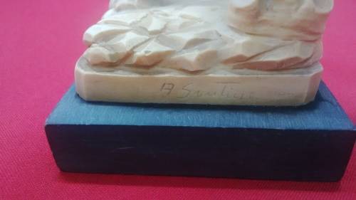 A VINTAGE SANTINI SCULPTOR 23 cm - SIGNED-  Please read desc and see pictures