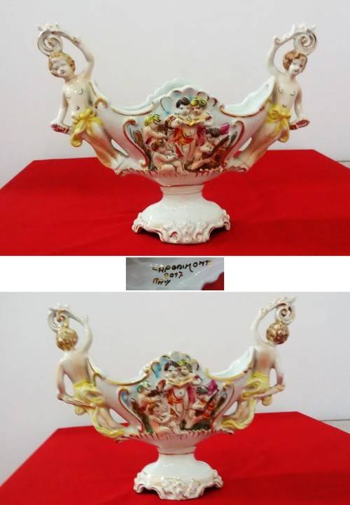 A BEAUTIFUL VINTAGE ITALIAN CAPODIMONTE VASE -35x19x10cm  -   Read Desc & See Pictures