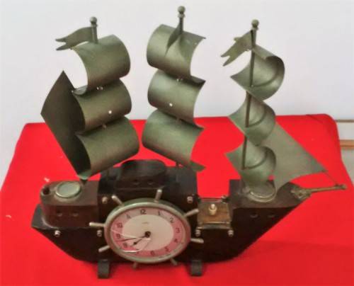VINTAGE WOODEN SHIP CLOCK (40 x 19 - SAIL TIP 43) - CLOCK & LIGHTS NO TESTED - SEE PICTURES