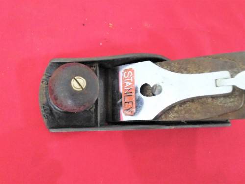 VINTAGE STANLEY No 4 ½ PLANE- AS PER PICTURES & DESCRIPTION - PLEASE C DESC