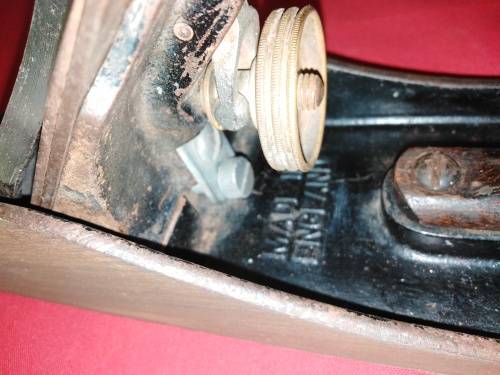 VINTAGE STANLEY No 4 ½ PLANE- AS PER PICTURES & DESCRIPTION - PLEASE C DESC