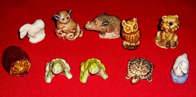 10 WADE FIGURINES - SEE PICs BELOW - POSTAGE R50