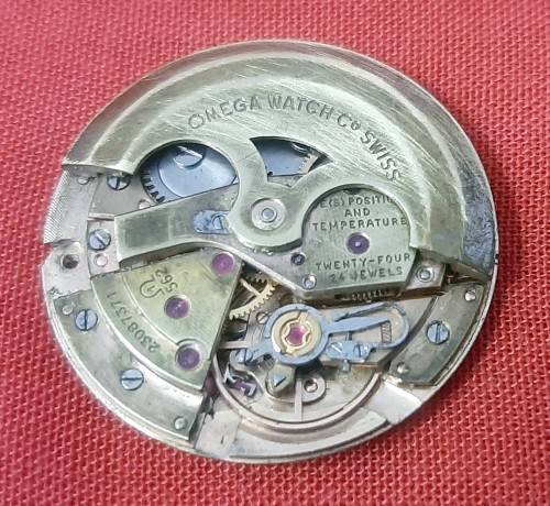 Omega Cal 562 Chronometer movements - working - see pictures - video clip available