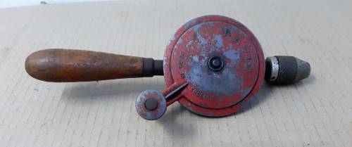 2 Vintage Egg Beater Hand Drills - 1 is a Rapid - See Pics, they part of the desc