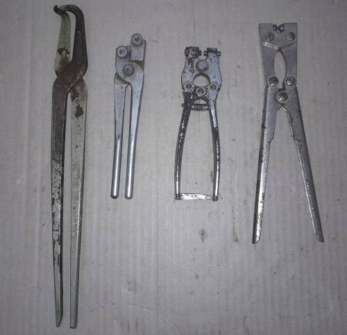 BRAKE SPRING PLIERS + 3 OTHER TOOLS