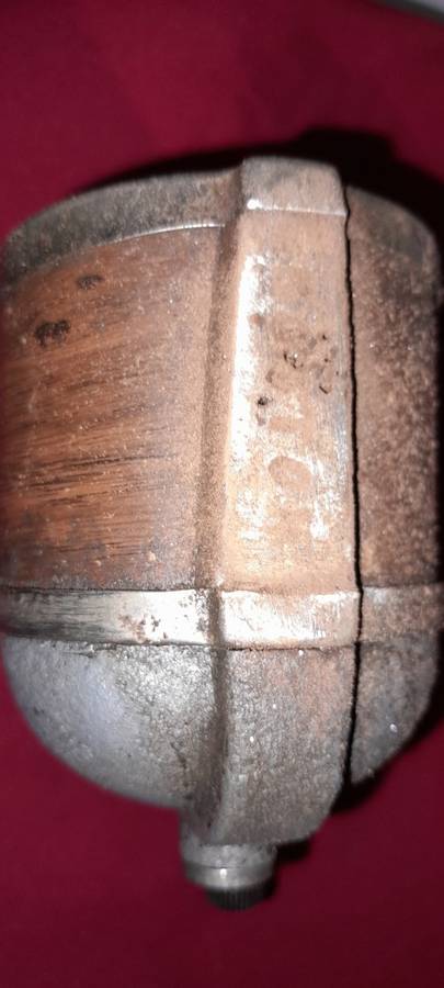 VINTAGE BOSTON PENCIL SHARPNER - WORKING MECHANISM - FOR RESTORATION -See Pictures