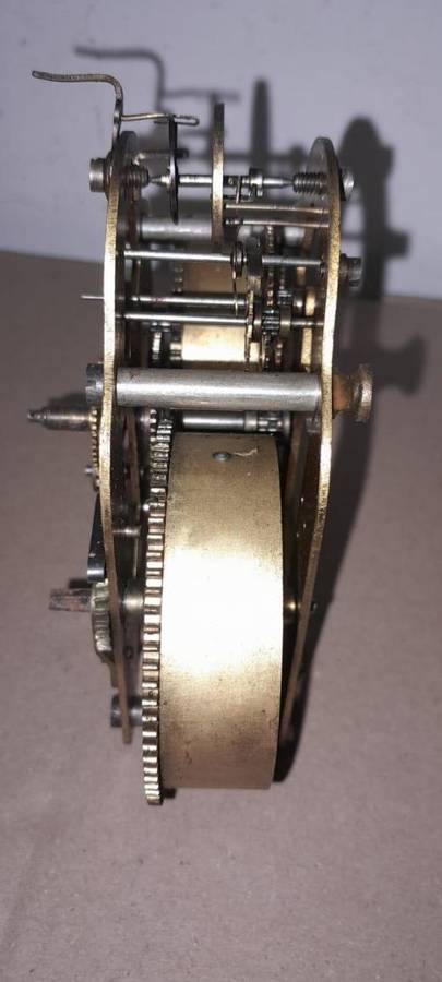 SETH THOMAS MOVEMENT FOR PARTS OR REPAIRS -See Pictures -