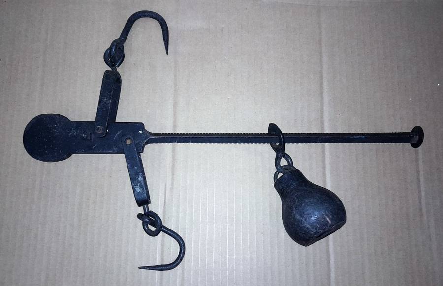 VINTAGE BALANCE BEAM SCALE  -See Pictures