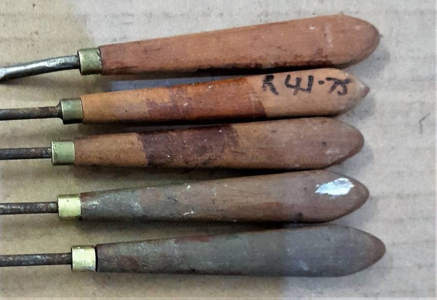 5 SCULPTING TOOLS - See Pictures -