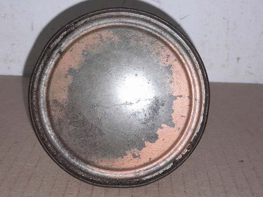 VINTAGE OIL CAN- PLEASE SEE PICTURES