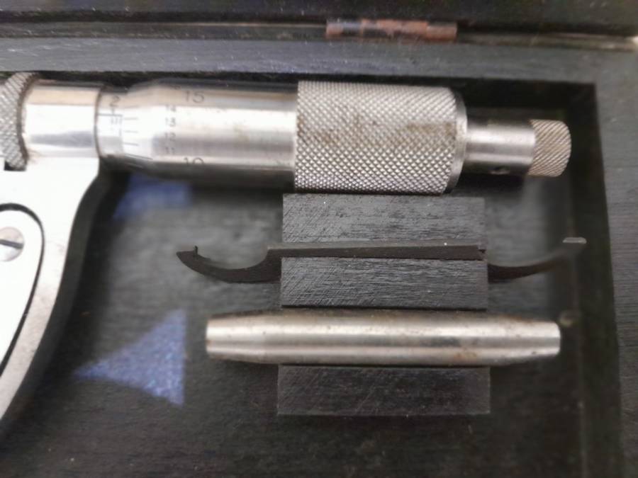 Helios 2`-3` micrometer made in Germany - like new (NOS??)  -see pic