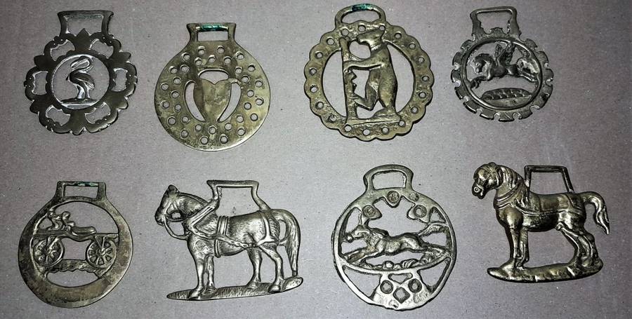 8 Piece Horse Brass- as per picture