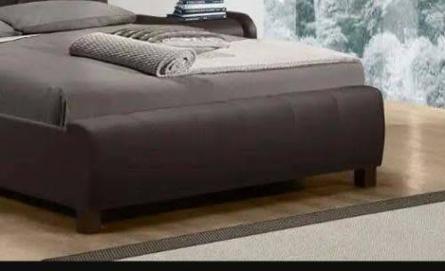 Bedroom suite / set ( 3 piece)