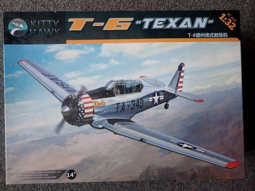 Kitty Hawk 1/32 Texan T6 Harvard