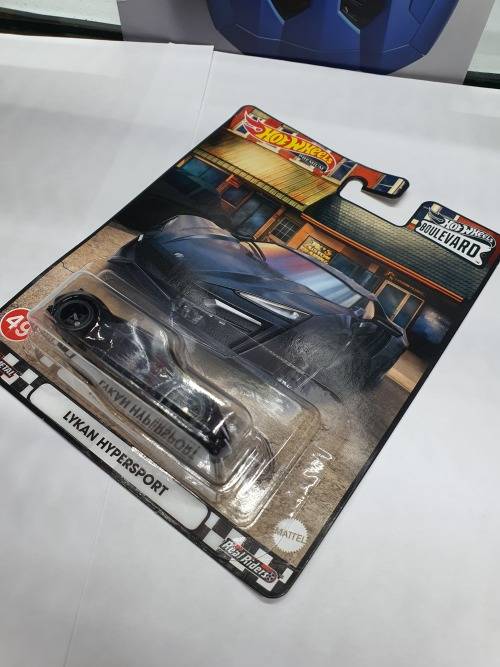1/64 Hotwheels Boulevard Lykan Hypersport