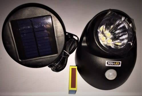 SOLAR SPOT SECURITY LIGHT WITH SENSOR